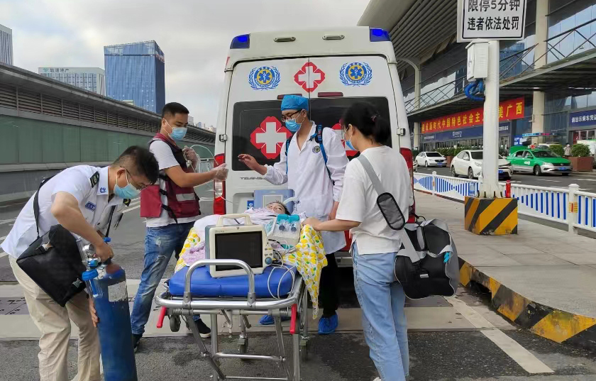 新星市救护车出租公司