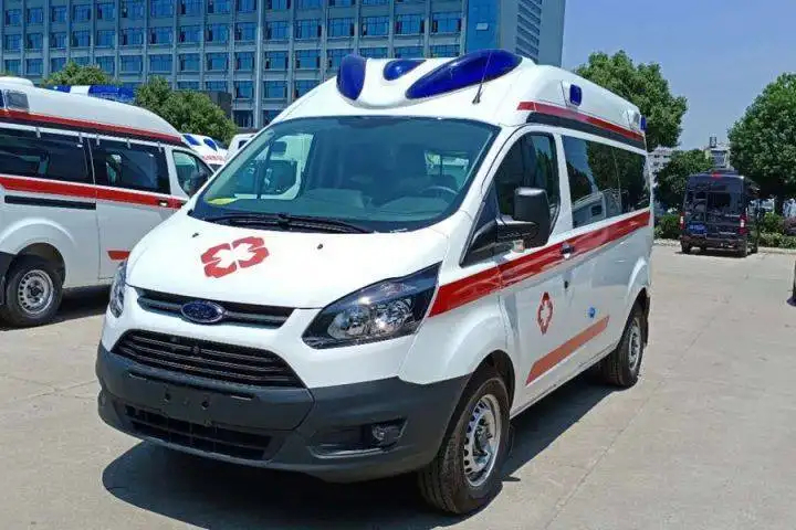 新星市长途救护车转院